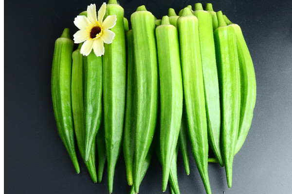 秋葵怎么分辨嫩的老的？秋葵干的功效與作用