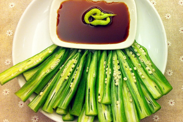 秋葵不能和什么一起吃？吃秋葵讓皮膚美白細嫩