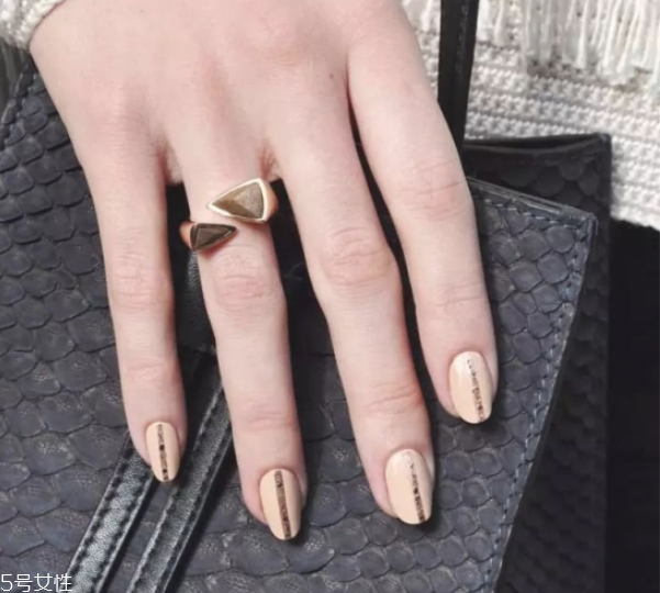 2018美甲流行色 2018美甲圖片大全 2018美甲流行色 2018美甲圖片大全