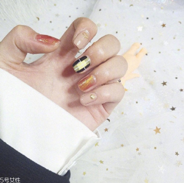 2018美甲流行色 2018美甲圖片大全 2018美甲流行色 2018美甲圖片大全