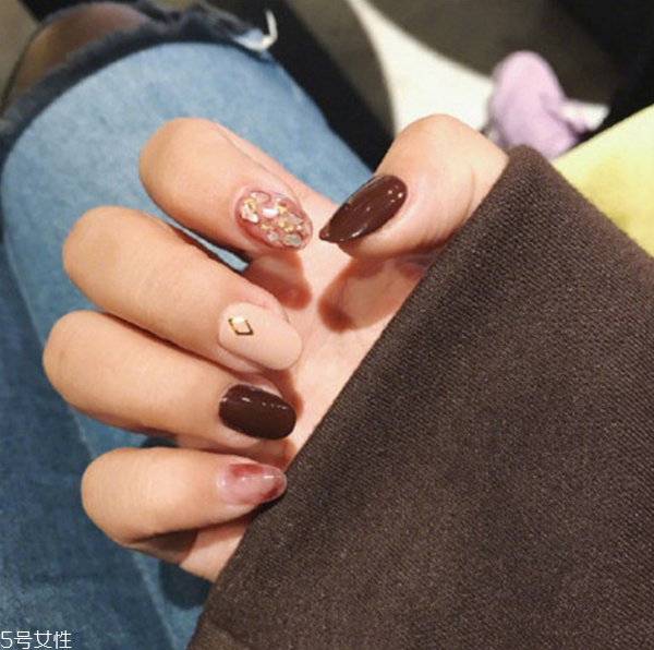 2018美甲流行色 2018美甲圖片大全 2018美甲流行色 2018美甲圖片大全