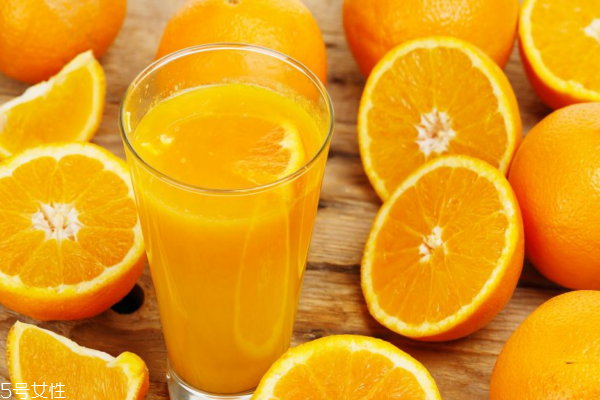 橙子為什么酸 因為含有檸檬酸 橙子為什么酸 因為含有檸檬酸