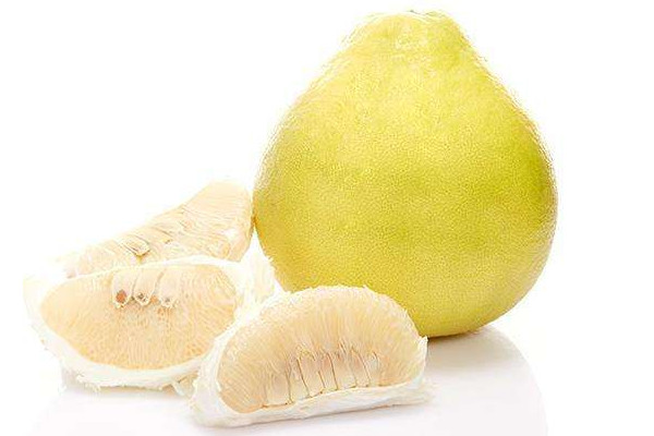 吃沙田柚對身體有什么好處？買的時候一掂二摸三擠壓