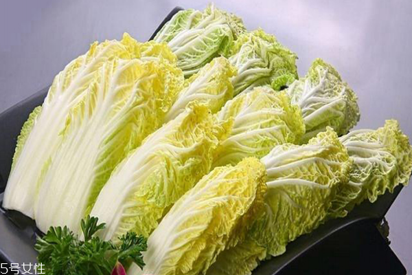 白菜為什么不能隔夜吃 吃剩的不好 白菜為什么不能隔夜吃 吃剩的不好