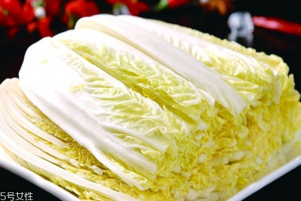 白菜為什么不能隔夜吃 吃剩的不好 白菜為什么不能隔夜吃 吃剩的不好