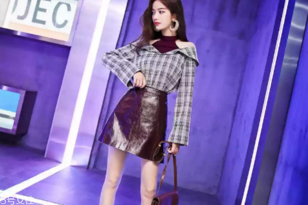 英倫風(fēng)穿搭女 小個(gè)子也能搞定 英倫風(fēng)穿搭女 小個(gè)子也能搞定