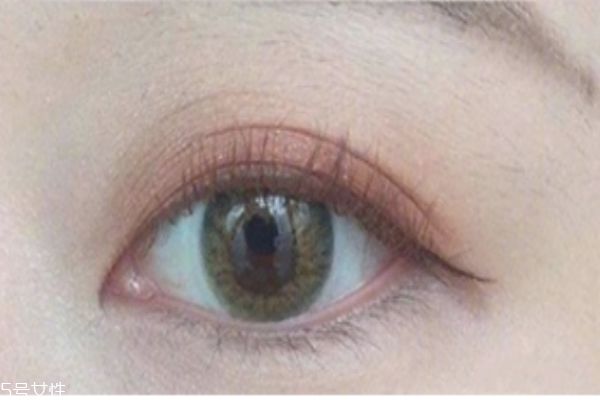 眼影選擇什么顏色好看 這些顏色你值得擁有 眼影選擇什么顏色好看 這些顏色你值得擁有