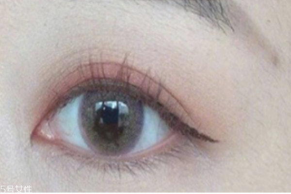 眼影選擇什么顏色好看 這些顏色你值得擁有 眼影選擇什么顏色好看 這些顏色你值得擁有