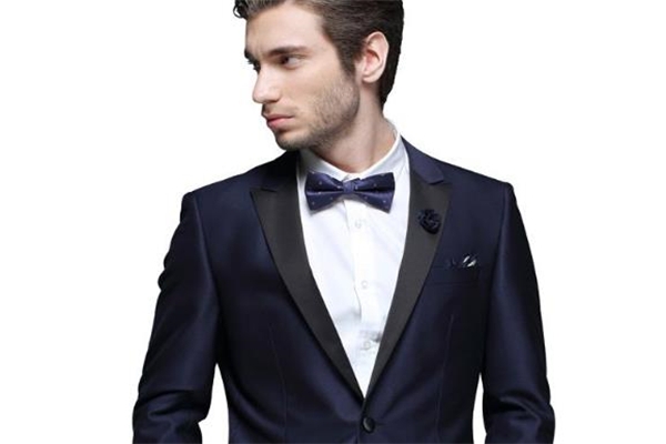 新郎結(jié)婚穿什么衣服 莊重得體很重要 新郎結(jié)婚穿什么衣服 莊重得體很重要