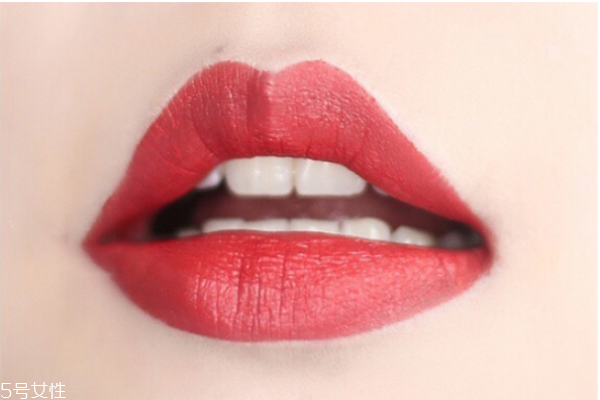 新娘妝怎么畫好看 輕松學(xué)會新娘妝容