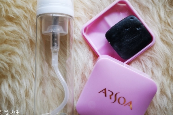 干性皮膚旅行帶什么護(hù)膚品 這些都必備 干性皮膚旅行帶什么護(hù)膚品 這些都必備