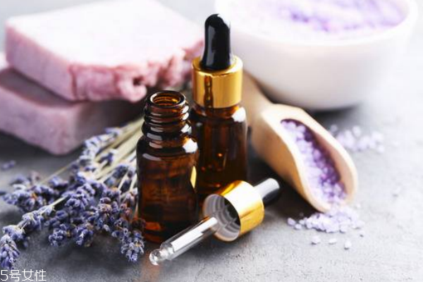 冬季皮膚假性衰老，你需要這幾款護(hù)膚品一