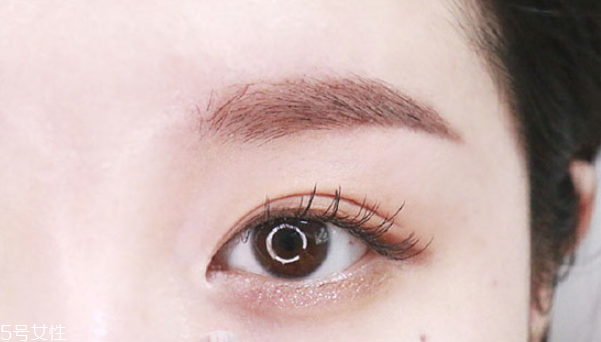 情人節(jié)化什么眼妝 約會(huì)眼妝畫法