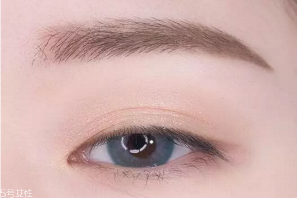 網(wǎng)紅妝怎么化 網(wǎng)紅妝步驟畫(huà)法