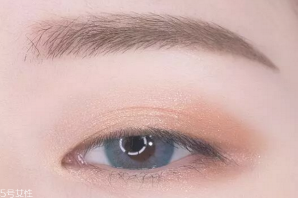 網(wǎng)紅妝怎么化 網(wǎng)紅妝步驟畫(huà)法