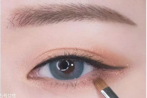 網(wǎng)紅妝怎么化 網(wǎng)紅妝步驟畫(huà)法