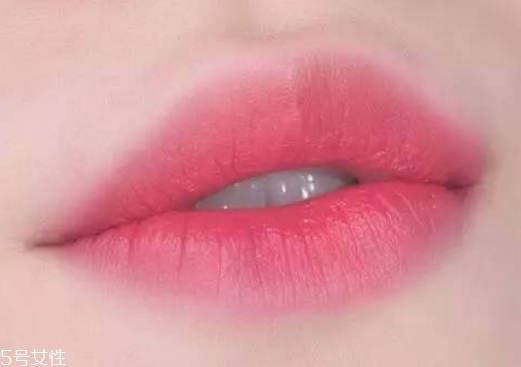 網(wǎng)紅妝怎么化 網(wǎng)紅妝步驟畫(huà)法