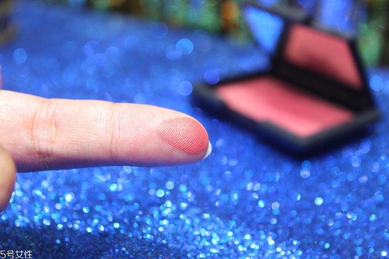 nars腮紅哪個顏色好看 日常妝不能缺少這3個色 nars腮紅哪個顏色好看 日常妝不能缺少這3個色