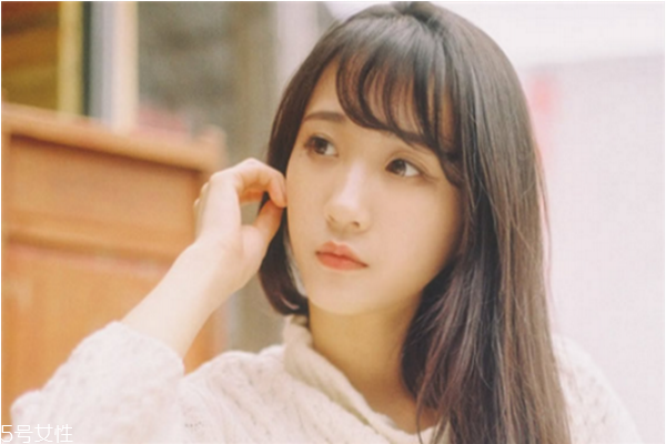 化妝品過(guò)敏臉為什么腫 化妝品過(guò)敏臉部癥狀 化妝品過(guò)敏臉為什么腫 化妝品過(guò)敏臉部癥狀