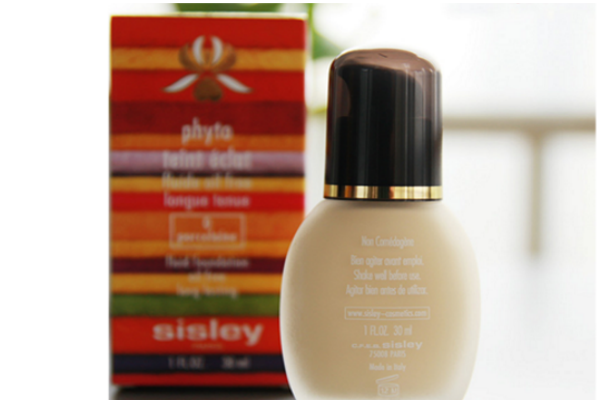 粉底液為什么會斑駁 這幾步要做好 粉底液為什么會斑駁 這幾步要做好