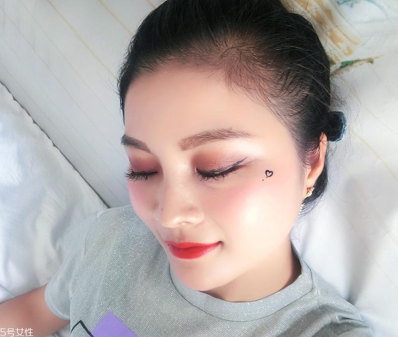 nars腮紅哪個顏色好看 日常妝不能缺少這3個色 nars腮紅哪個顏色好看 日常妝不能缺少這3個色