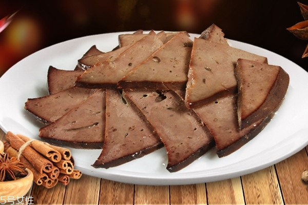 豬肝為什么補(bǔ)血 因?yàn)樗某煞? alt=