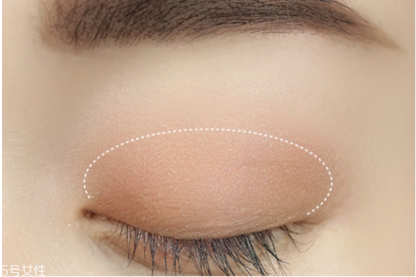 星空妝怎么化 星空妝容教程 星空妝怎么化 星空妝容教程