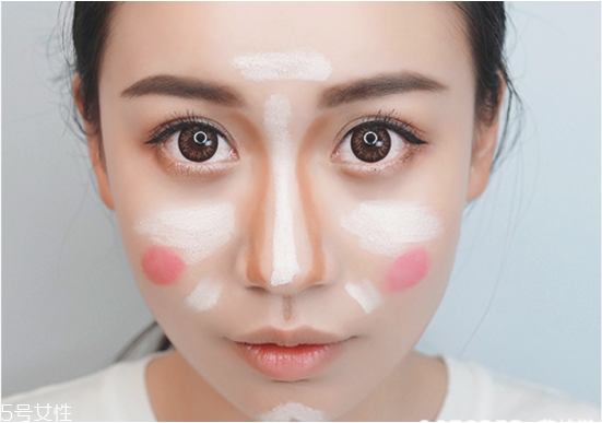 星空妝怎么化 星空妝容教程 星空妝怎么化 星空妝容教程
