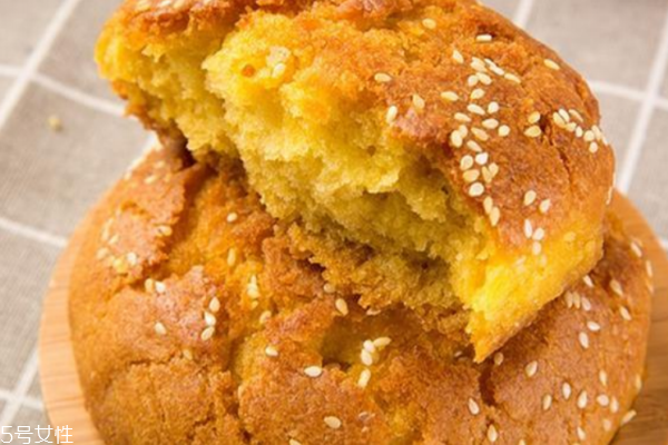 月餅?zāi)膫€(gè)牌子好吃 親測4款奇葩口味的月餅 月餅?zāi)膫€(gè)牌子好吃 親測4款奇葩口味的月餅