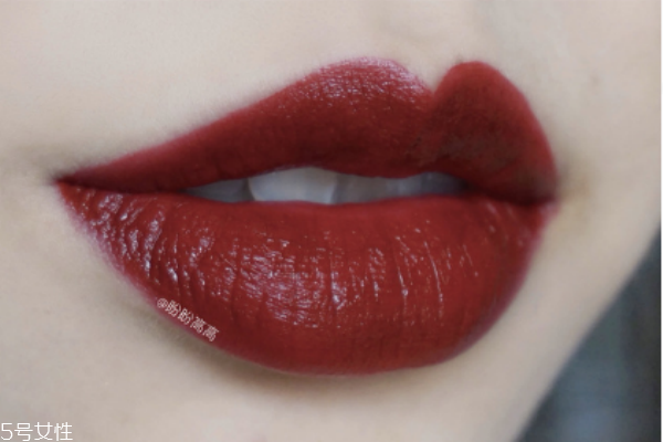 阿瑪尼紅管201和406哪個好看 絕版姨媽色 阿瑪尼紅管201和406哪個好看 絕版姨媽色