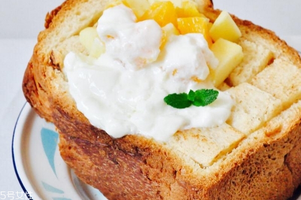 酸奶為什么酸 因為它的成分