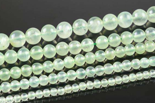 綠水晶產(chǎn)地在哪里 國內(nèi)就有 綠水晶產(chǎn)地在哪里 國內(nèi)就有