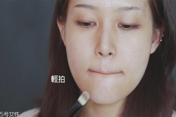 遮瑕膏可以遮住紋身嗎 掌握正確使用步驟 遮瑕膏可以遮住紋身嗎 掌握正確使用步驟