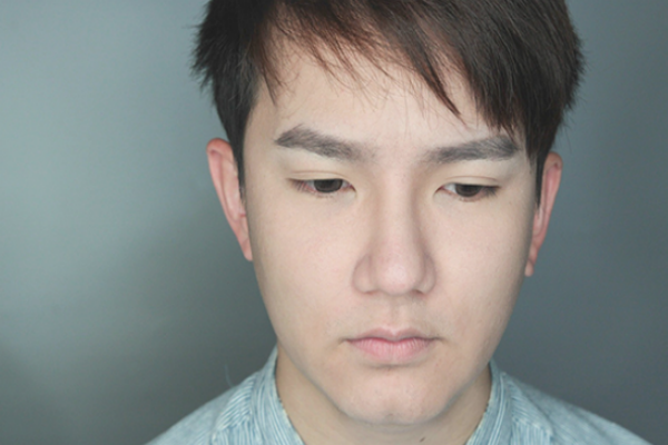 屌絲也能變男神，一個男人的化妝全過程