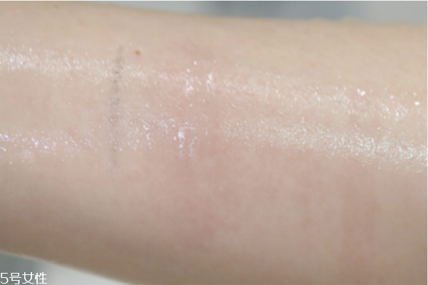 nooni雪花純凈卸妝膏和芭妮蘭卸妝膏哪個(gè)好 nooni雪花純凈卸妝膏和芭妮蘭卸妝膏哪個(gè)好