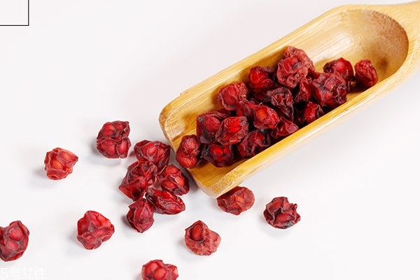 五味子可以煲湯嗎 當然是可以的