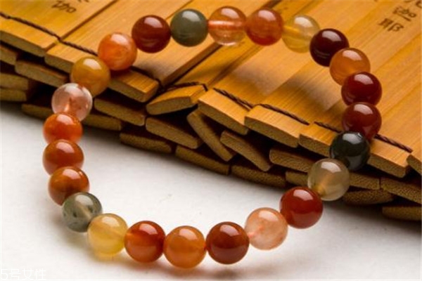 福祿壽水晶一般多少錢(qián) 性價(jià)比很高 福祿壽水晶一般多少錢(qián) 性價(jià)比很高