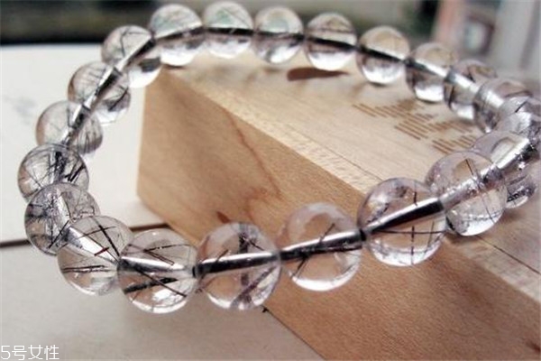 黑發(fā)晶什么人不能戴 這幾類人要當心 黑發(fā)晶什么人不能戴 這幾類人要當心