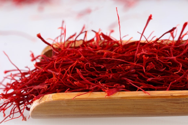 藏紅花要多少度水泡 喝它必須知道這個 藏紅花要多少度水泡 喝它必須知道這個