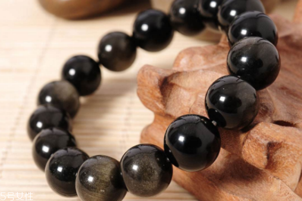 金曜石的功效與作用 對(duì)身體很好 金曜石的功效與作用 對(duì)身體很好