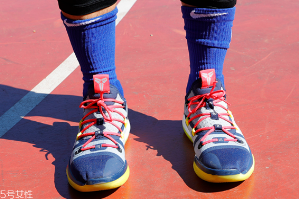 耐克kobe ad ep2018實(shí)戰(zhàn)測評 科比生日戰(zhàn)靴