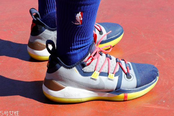 耐克kobe ad ep2018實(shí)戰(zhàn)測評 科比生日戰(zhàn)靴