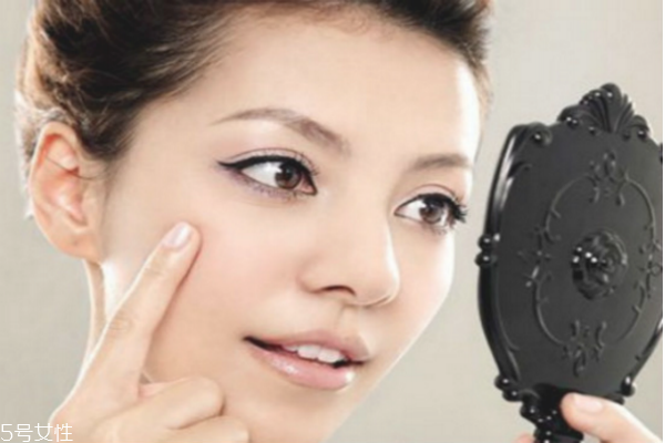 肉毒素除皺針副作用 肉毒素除皺針的危害 肉毒素除皺針副作用 肉毒素除皺針的危害