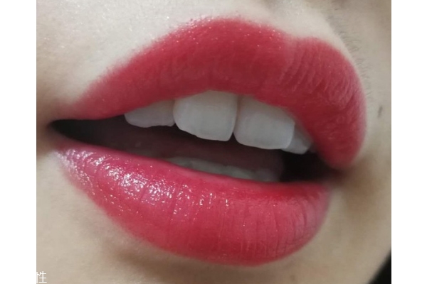 mac秋冬色黃皮日?？诩t推薦 美到你無法自持