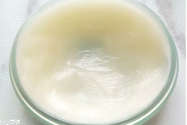 海藍(lán)之謎唇膏成分 海藍(lán)之謎潤(rùn)唇膏保質(zhì)期 海藍(lán)之謎唇膏成分 海藍(lán)之謎潤(rùn)唇膏保質(zhì)期