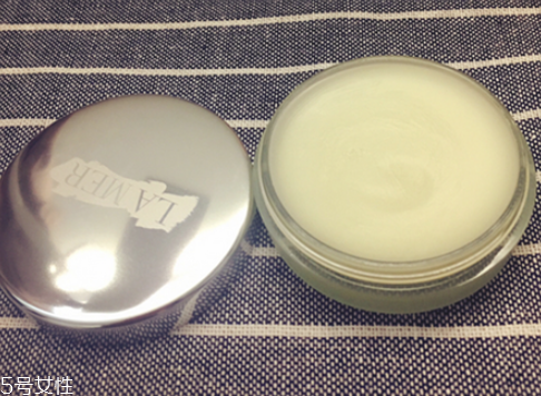 海藍(lán)之謎唇膏成分 海藍(lán)之謎潤(rùn)唇膏保質(zhì)期 海藍(lán)之謎唇膏成分 海藍(lán)之謎潤(rùn)唇膏保質(zhì)期