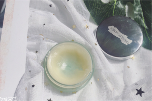 海藍(lán)之謎唇膏成分 海藍(lán)之謎潤(rùn)唇膏保質(zhì)期 海藍(lán)之謎唇膏成分 海藍(lán)之謎潤(rùn)唇膏保質(zhì)期