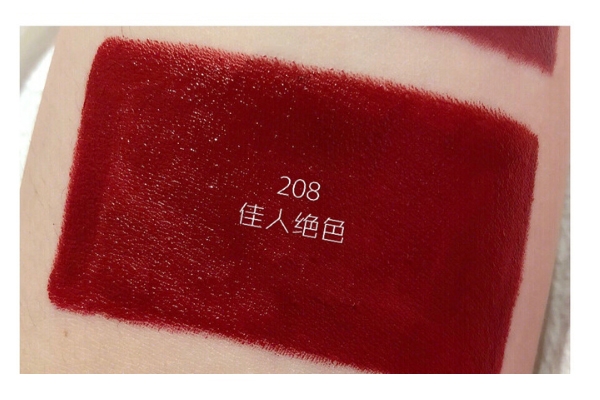 完美日記小黑鉆哪個(gè)色最好看 5支秋冬最顯白的顏色 完美日記小黑鉆哪個(gè)色最好看 5支秋冬最顯白的顏色