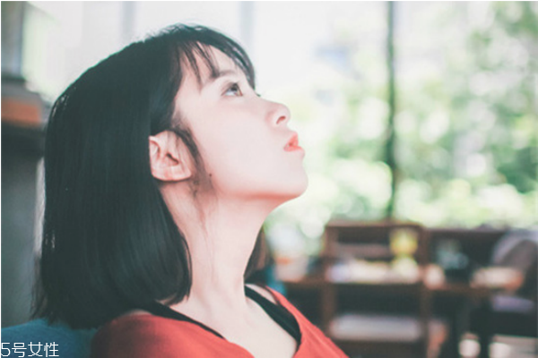 皮膚曬黑了用什么面膜 做好這幾點無需擔心不變白 皮膚曬黑了用什么面膜 做好這幾點無需擔心不變白