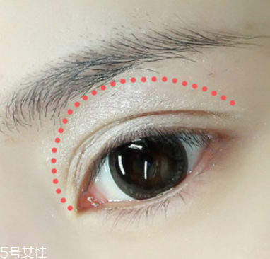 灰綠色系眼妝的畫法 龐克風(fēng)小煙熏眼妝 灰綠色系眼妝的畫法 龐克風(fēng)小煙熏眼妝